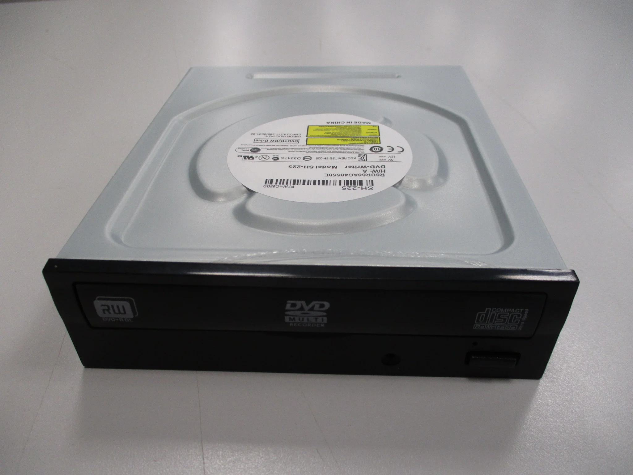Оптический привод/ DVD-RW SH-225 (SATA, internal, black) without logo, OEM
