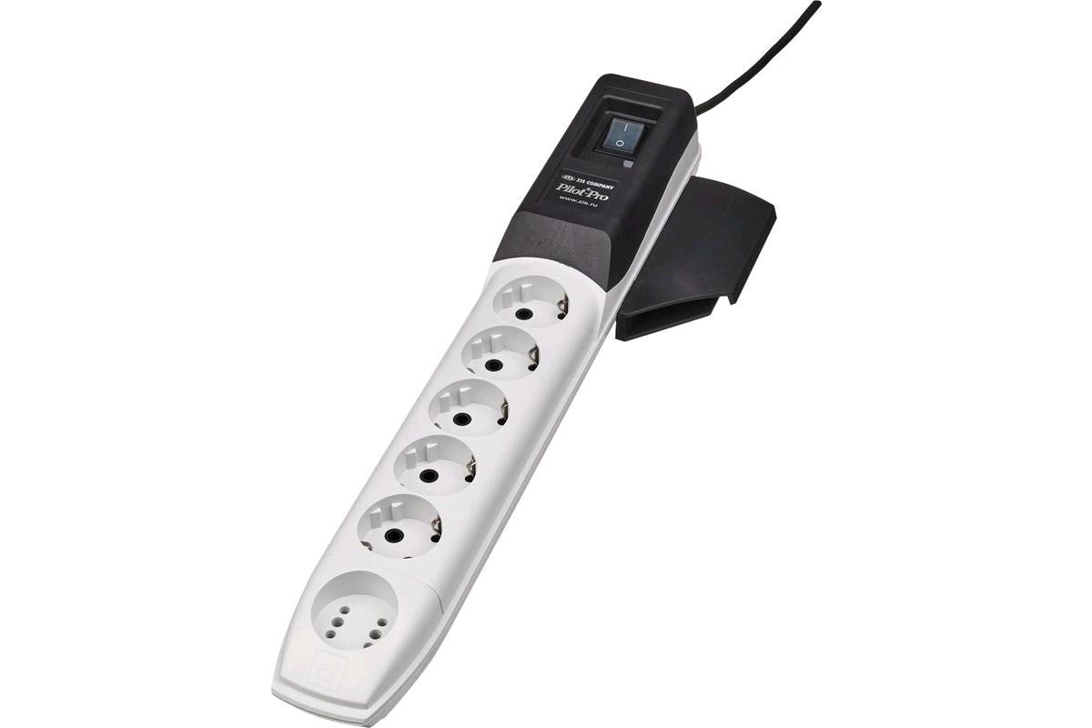 Сетевой фильтр Pilot Pro GP 6 розеток (5 евро + 1Gadget Parking) 3 м, автомат защиты/ Surge protector Pilot PRO GP 6 outlets (5 euro + 1 without ground) 10A / 2.2kVt, 3m, automatic circuit-breaker (PILOT PRO 3M)